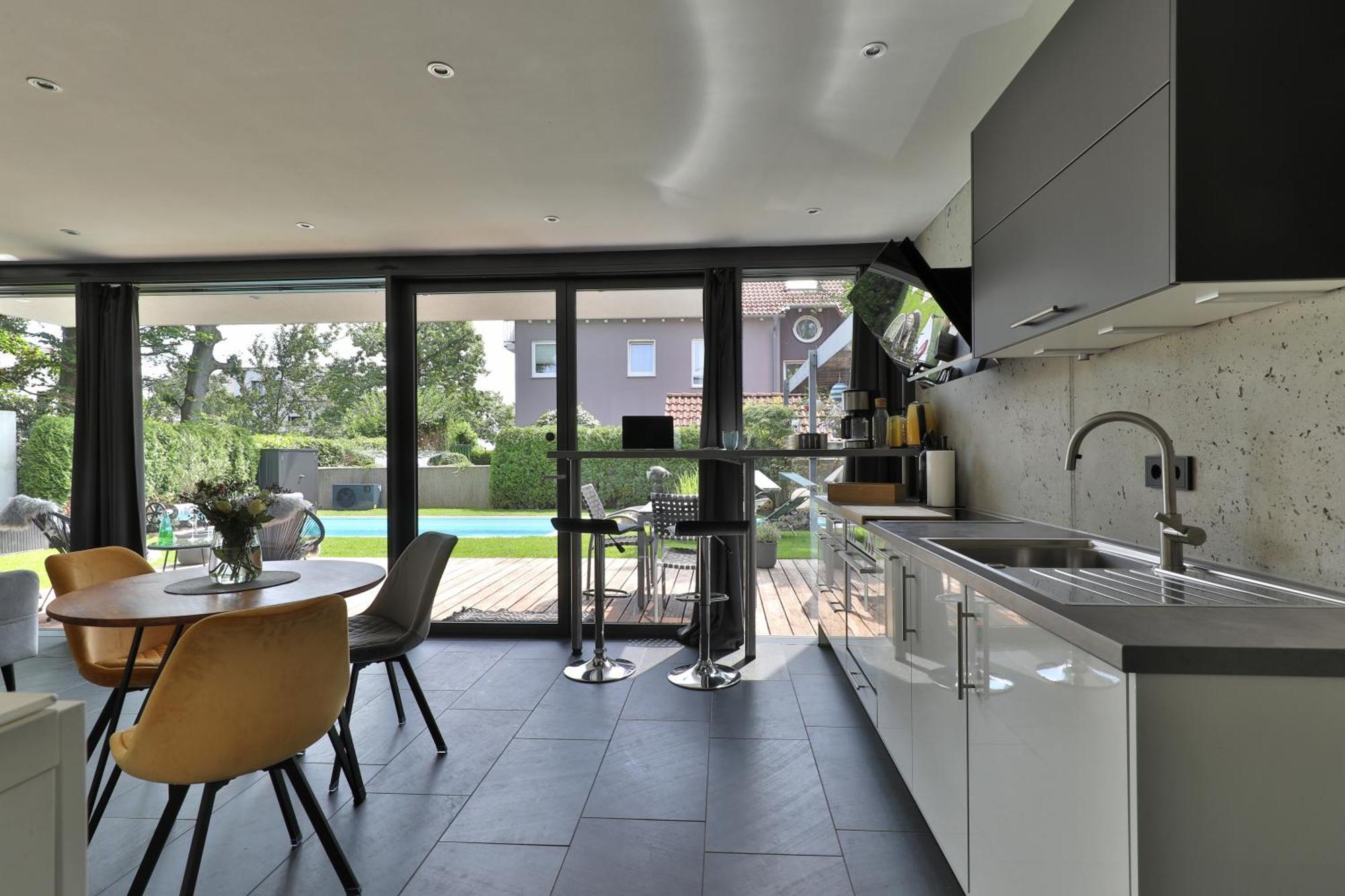 Modernes Studio-Apartment Gersthofen Exterior foto